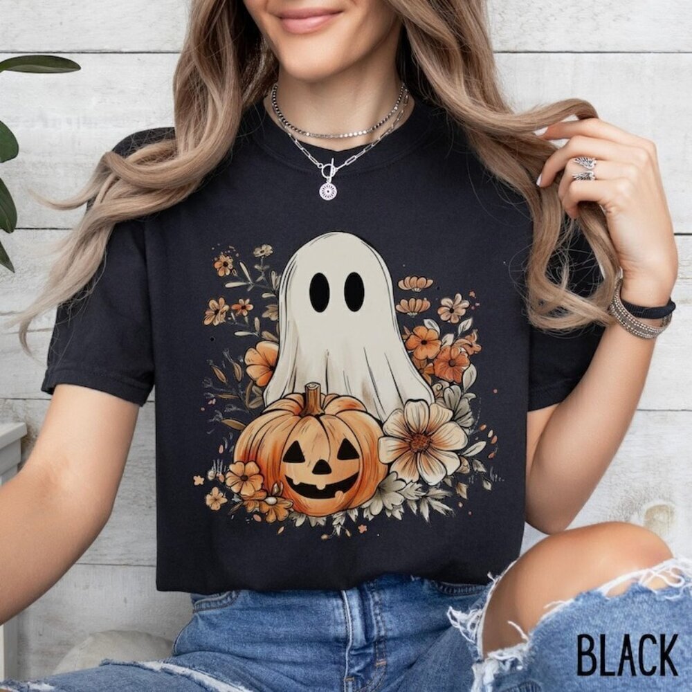 Ghost Halloween Pumpkin Retro Floral Graphic Fan Gift Spooky Season T-Shirt